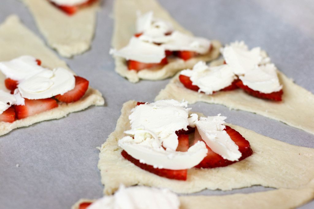 Strawberry and Cream Cheese breakfast pastries
