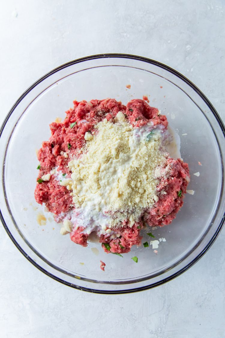 ground beef mixture in large glass bowl