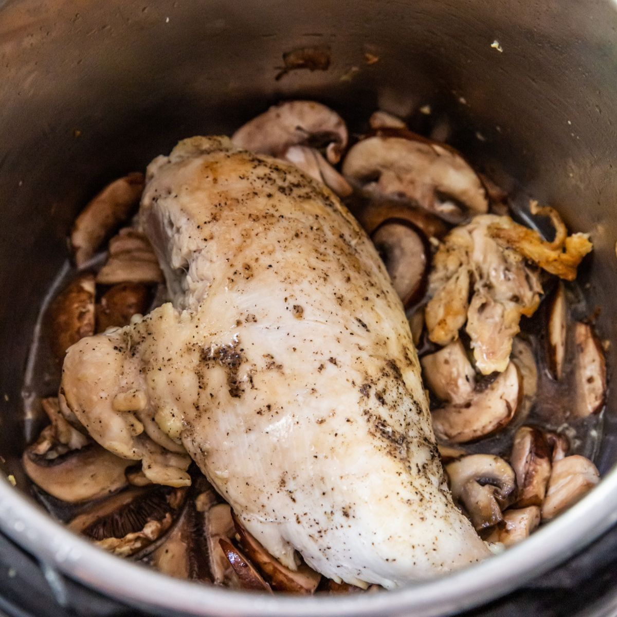 Instant Pot Chicken and Mushrooms - Lara Clevenger