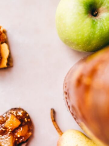 Scrumptious Apple and Pear Chutney