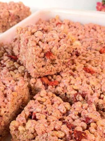 Strawberry Rice Krispie Treats