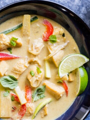 creamy chicken curry on the bow